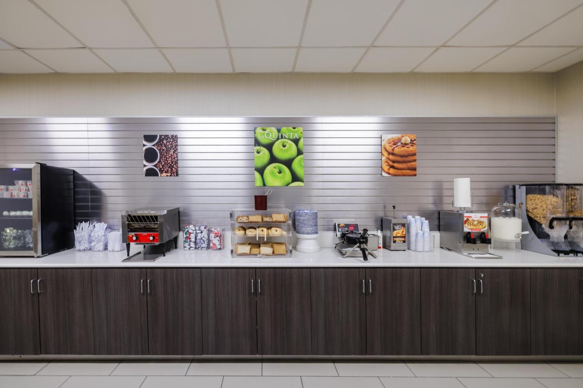 La Quinta Inn & Suites By Wyndham Fort Collins, Colorado Екстер'єр фото